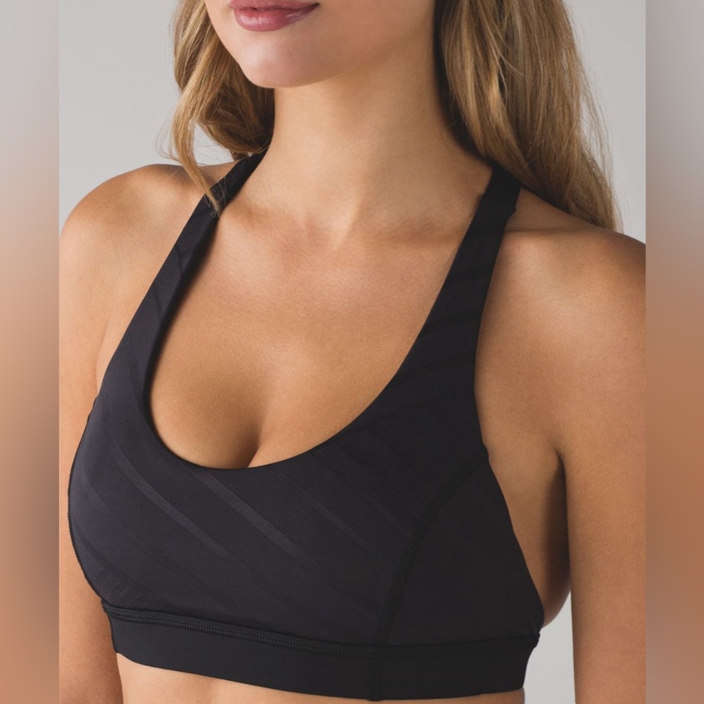 Lululemon Hot Like Agni Bra -Size 8 Black